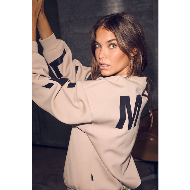 HAUTE L'AMITIÉ Maxi Split Logo Sweat Beige