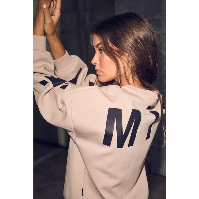 HAUTE L'AMITIÉ Maxi Split Logo Sweat Beige