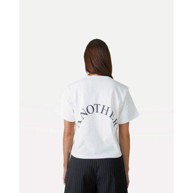 Another Label ALGina Amsterdam tee Off-white