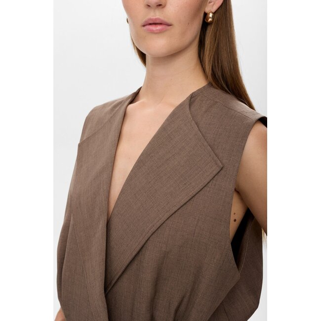 NUSHELLY WAISTCOAT Brown Lentil Melange