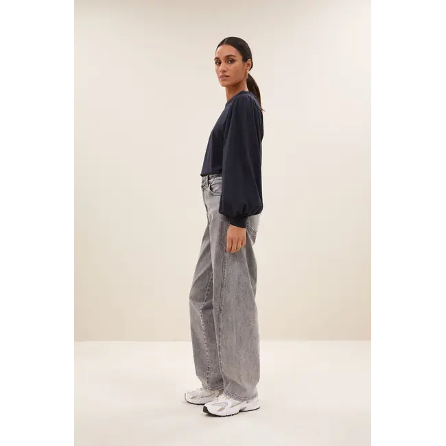 Begum grey pants