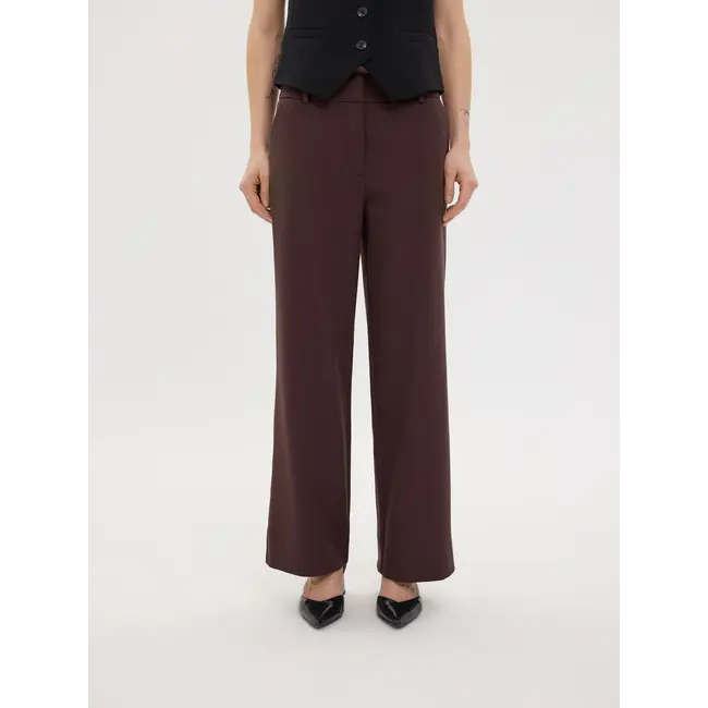 DENAFV 053 DEEP GARNET