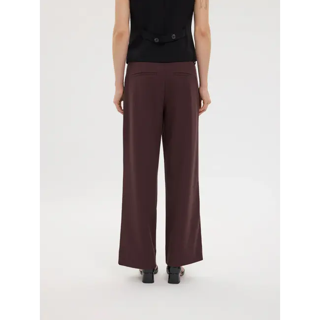 DENAFV 053 DEEP GARNET