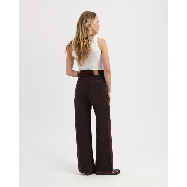Farrah Worker Corduroy Deep Brown