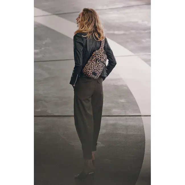 TrekMBG Sling Bag Leopard