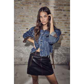 HAUTE L'AMITIÉ Denize Crop Denim Jacket Denim Blue