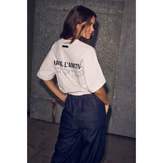 HAUTE L'AMITIÉ Back Logo Loose Tee White/Black Print