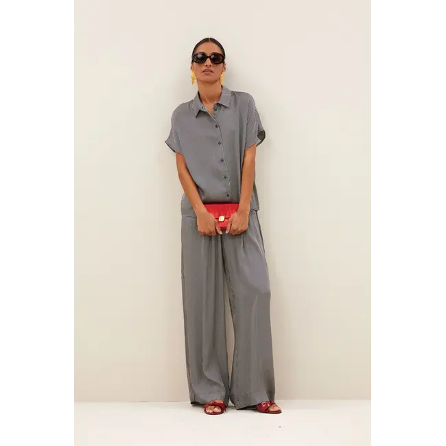 Barley Silky Stripe Blouse Jet Black Stripe