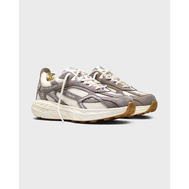 The Re-Run Max Grey/Miscellaneous