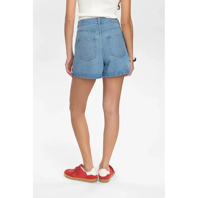 NUVIRGINIA DENIM SHORTS Light Blue Denim