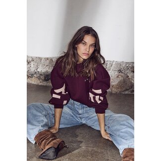 HAUTE L'AMITIÉ Sweater logo