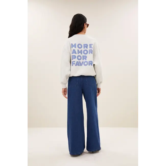 Lili amor sweater