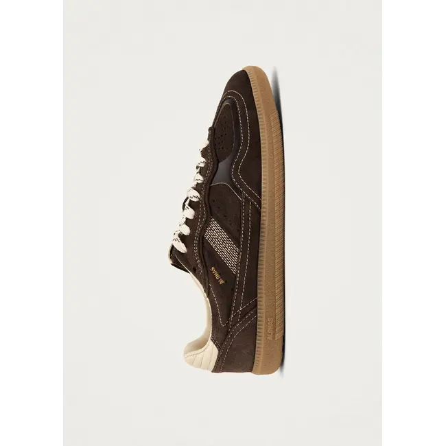 Bruine sneakers