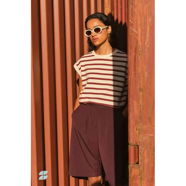 tobi stripe top grain wine stripe