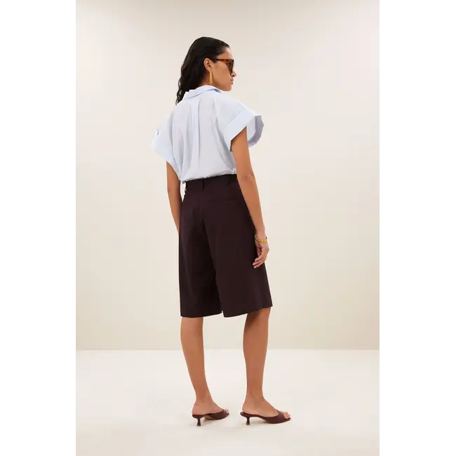 finn bermuda shorts dark wine