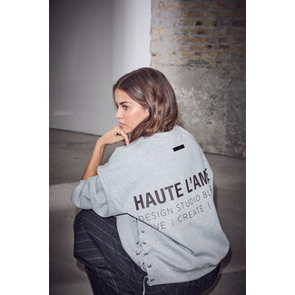 HAUTE L'AMITIÉ New studio Tie sweat Grey Melangé