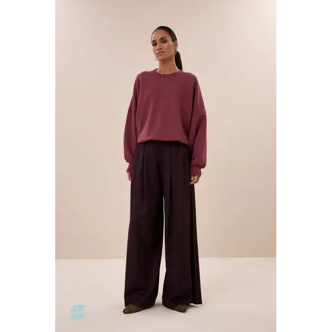 Malyn Logo Sweater Burgundy Crush