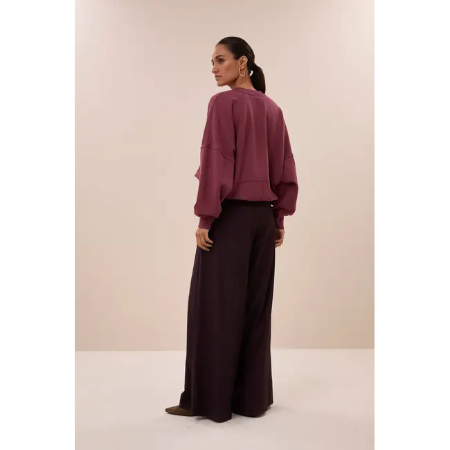 Malyn Logo Sweater Burgundy Crush