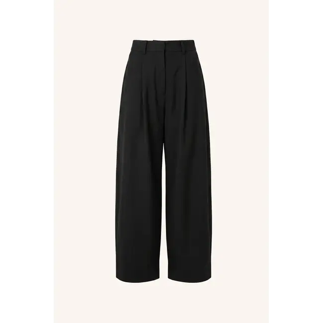 Jule Herringbone Pants Black