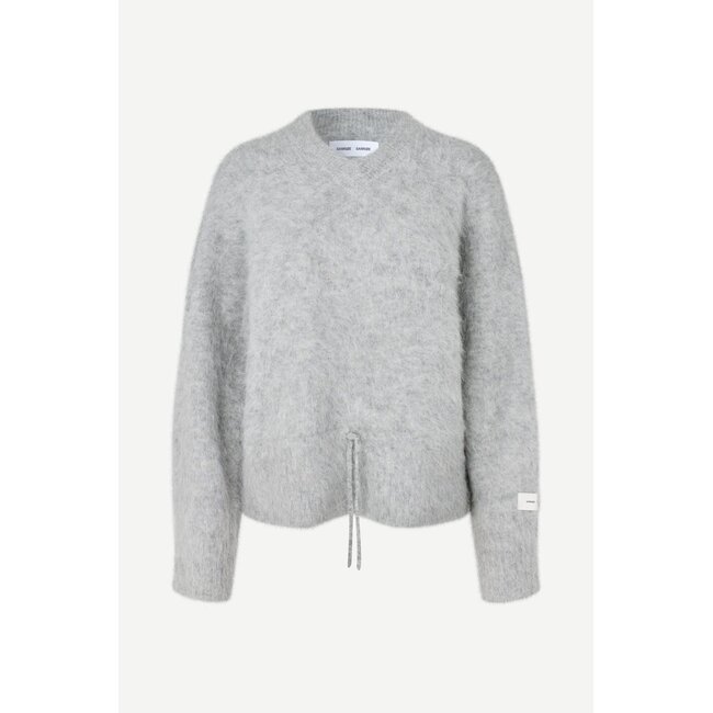 SALO V-NECK