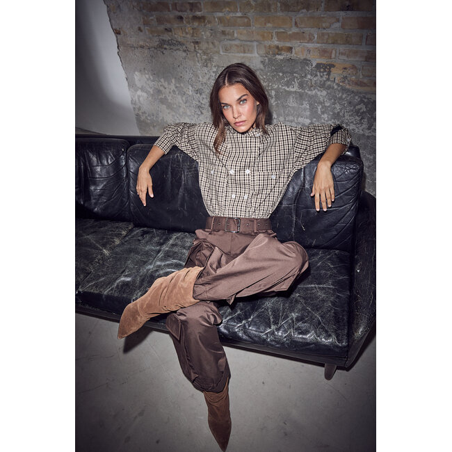 High Collar Check Shirt Beige