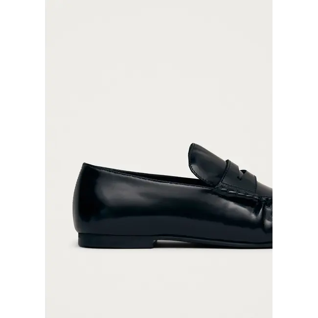 Aven Black Leather Loafers