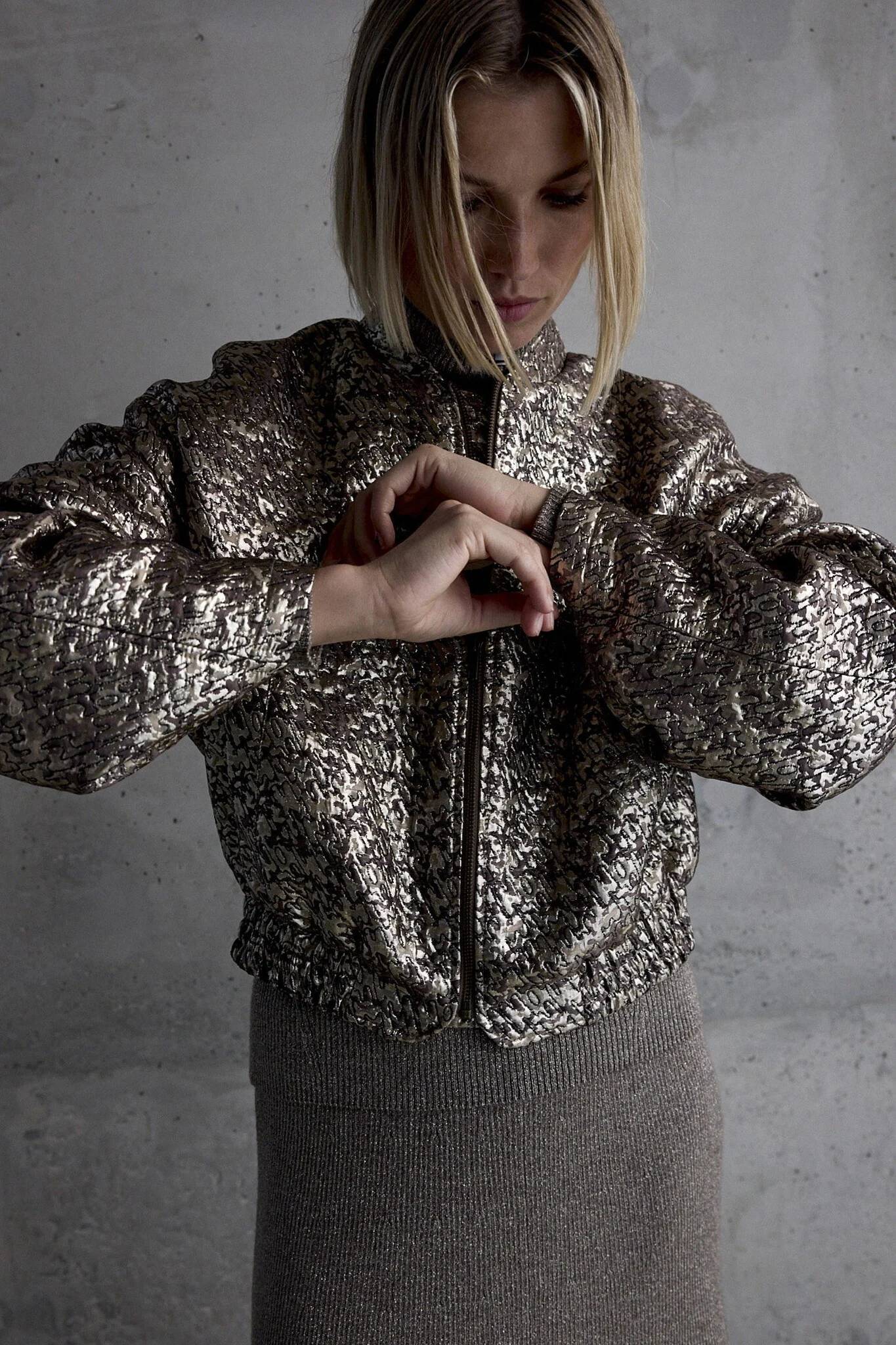 NEW IN DAMES