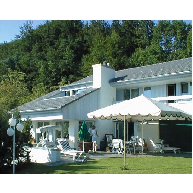 FixColor, watergedragen isolatieprimer voor isoleren van houtinhoudsstoffen FixColor, watergedragen isolatieprimer voor isoleren van houtinhoudsstoffen