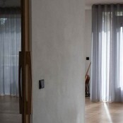 Tierrafino X-White Fijnleemstuc – Wit leemstuc voor gladde of geschuurde wand- en plafondafwerking, 6 kg emmer & 20 kg zak