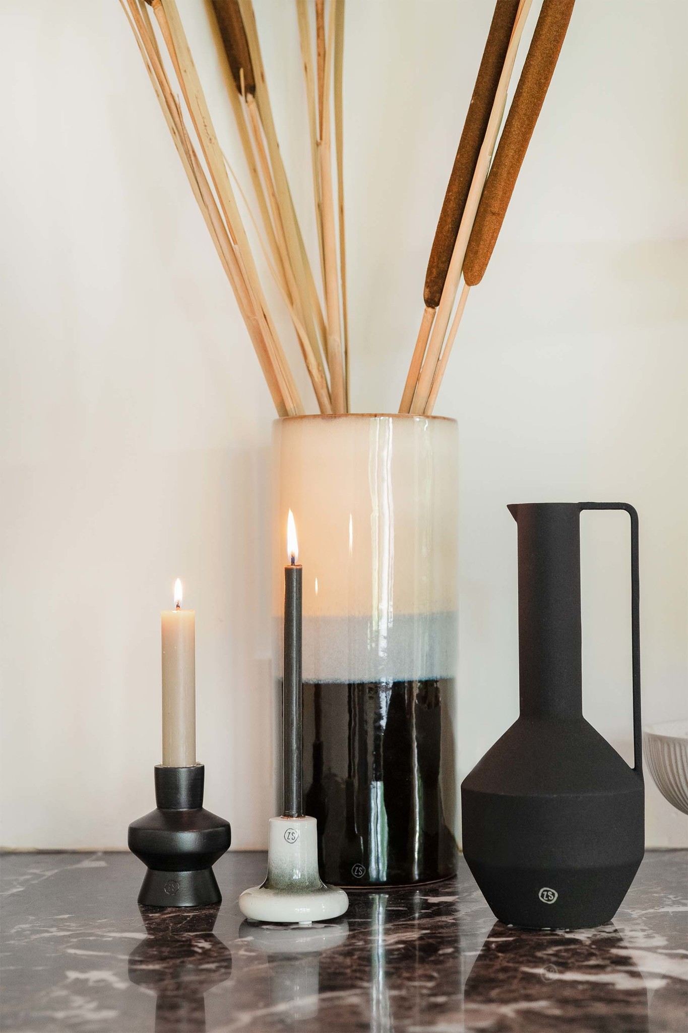 Zusss klein kandelaartje glazuur - rabarber/off white