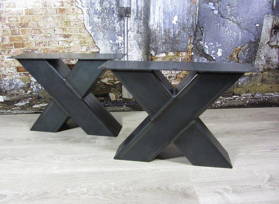 Handgemaakte industriele Salontafel poten model X Zwaar