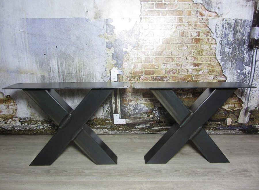 Handgemaakte industriele Salontafel poten model X standaard