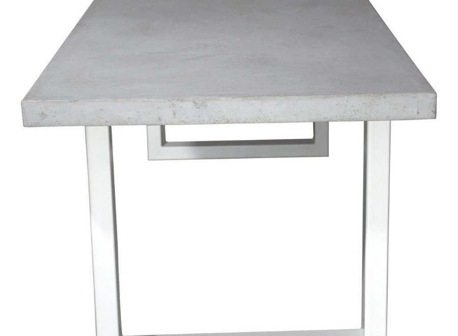 Betonnen tafel met standaard witte U poten