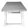 Betonnen tafel met standaard witte trapezium poten