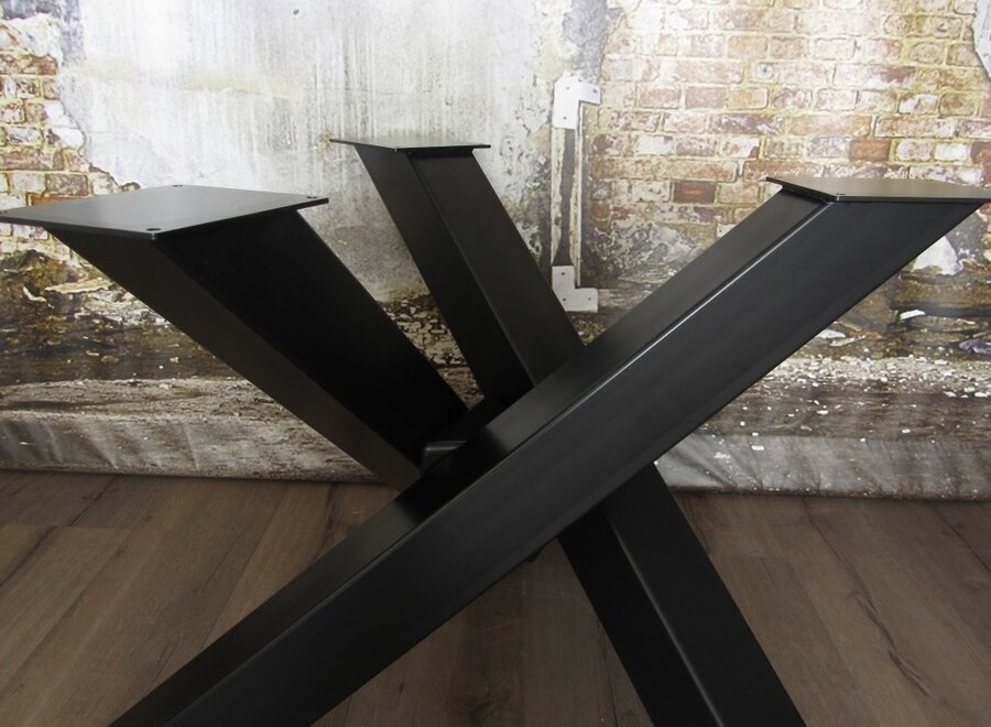 Stalen twist rond tafelpoot 12x12 zwart