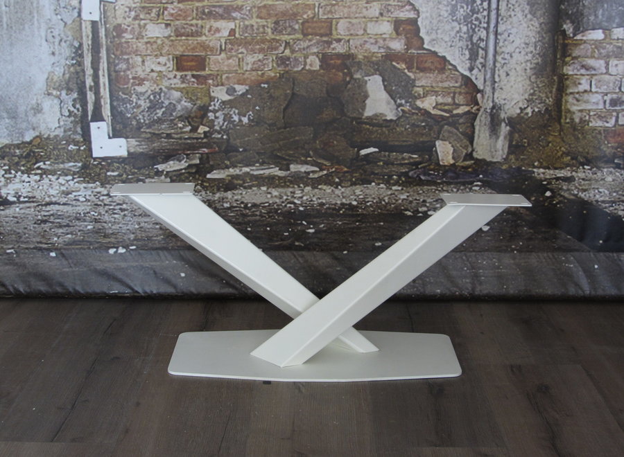 Stalen Salontafelonderstel model Twisted V
