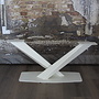 Stalen Salontafelonderstel model Twisted V wit
