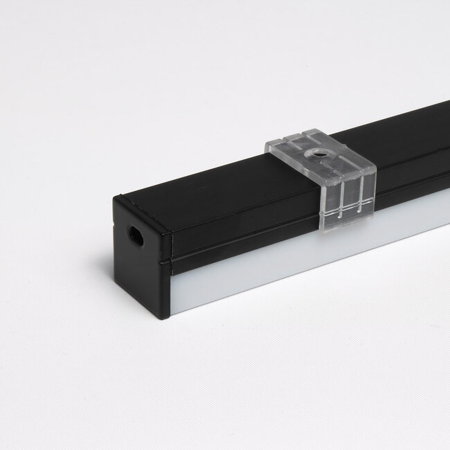 PURPL Profilo in alluminio nero da superficie per strisce LED | 1,5 m | 20x20 mm | Copertura opale | IP20 | Materiale di montaggio incluso