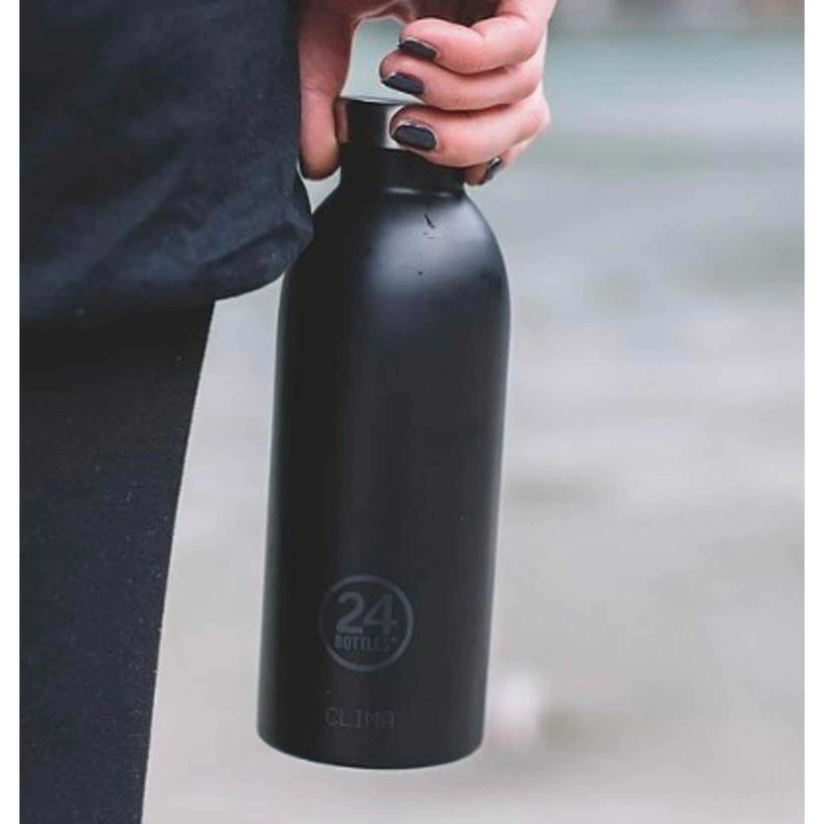 24Bottles 24Bottles - Tuxedo Black 500ml