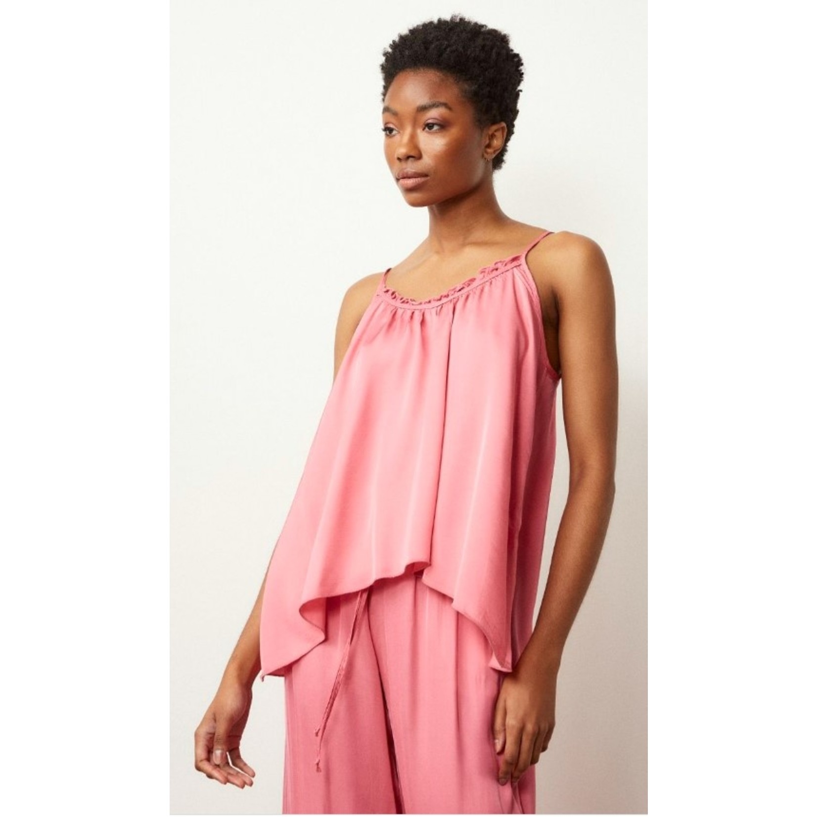 BSB BSB - Mouwloze top met satin-touch