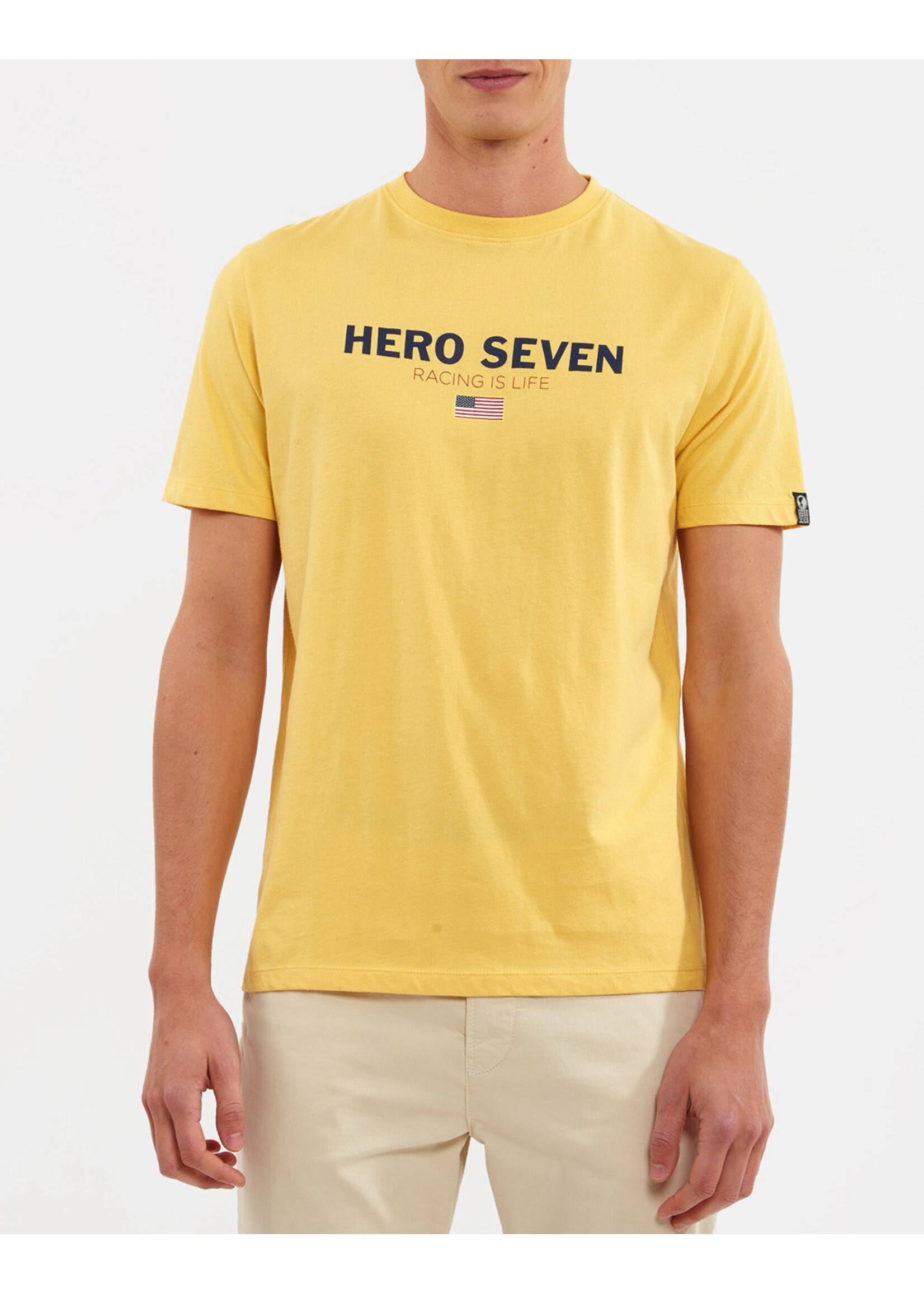 HEROSEVEN HEROSEVEN - Carry Hero T-shirt met korte mouw