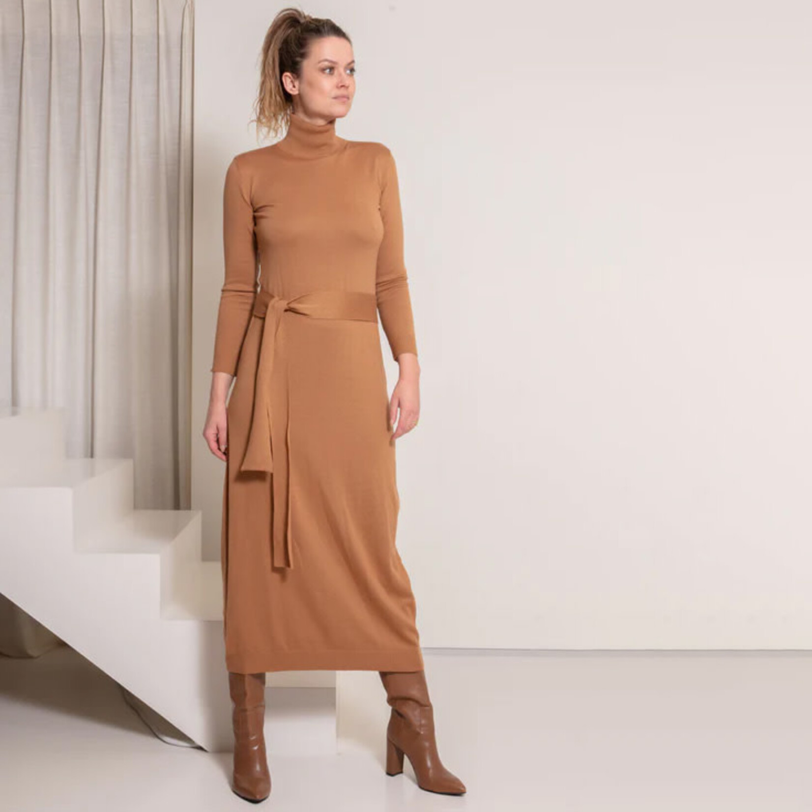 AC by Annelien Coorevits AC by Annelien Coorevits - Valeria Jurk - Camel