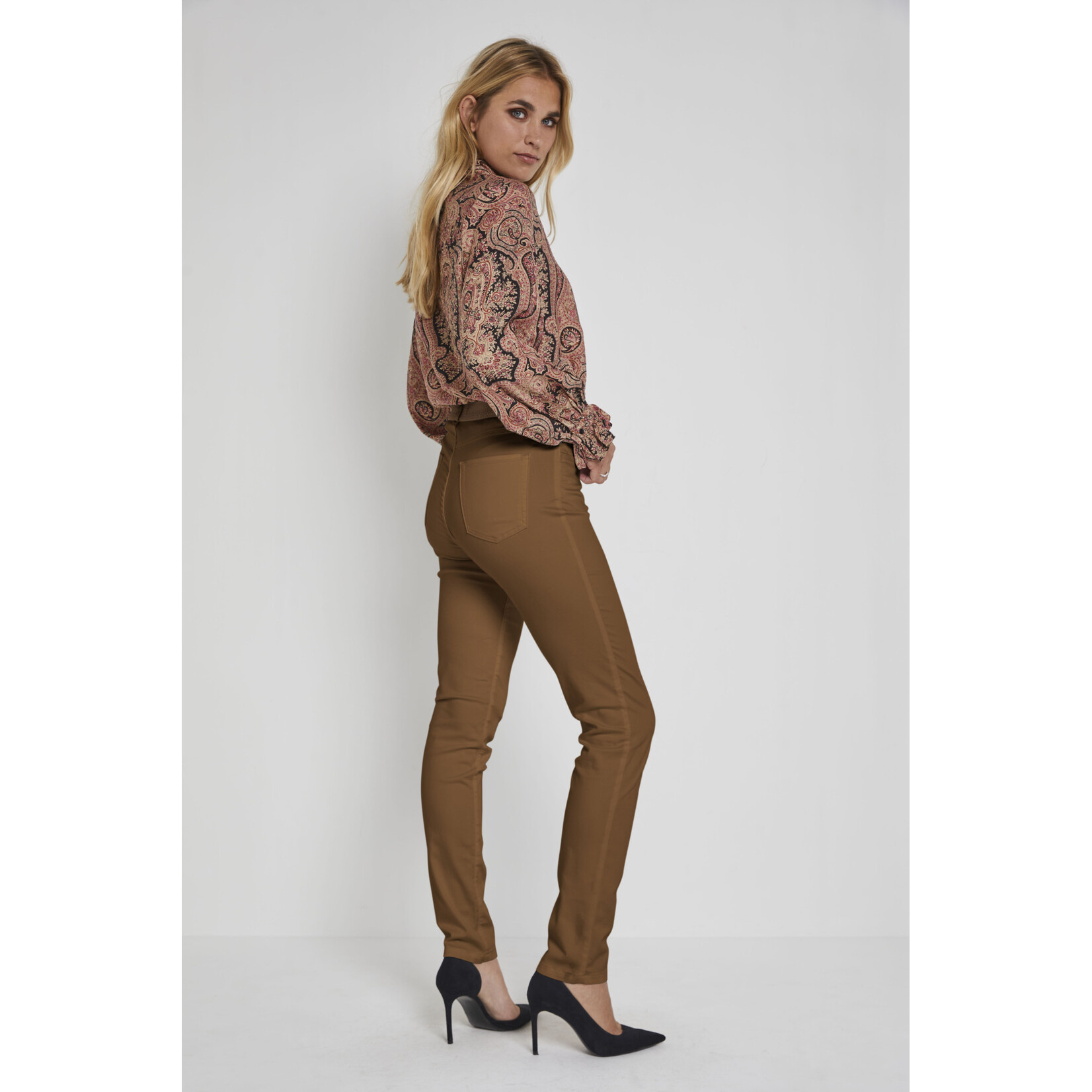 Para Mi Para Mi - Celine (Elastic) / Heaven Uni - Camel