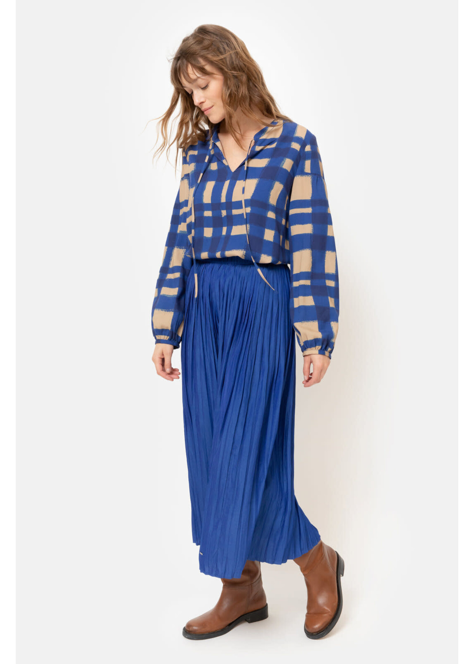 Terre Bleue Terre Bleue - Theodora Blouse - Camel/Blauw