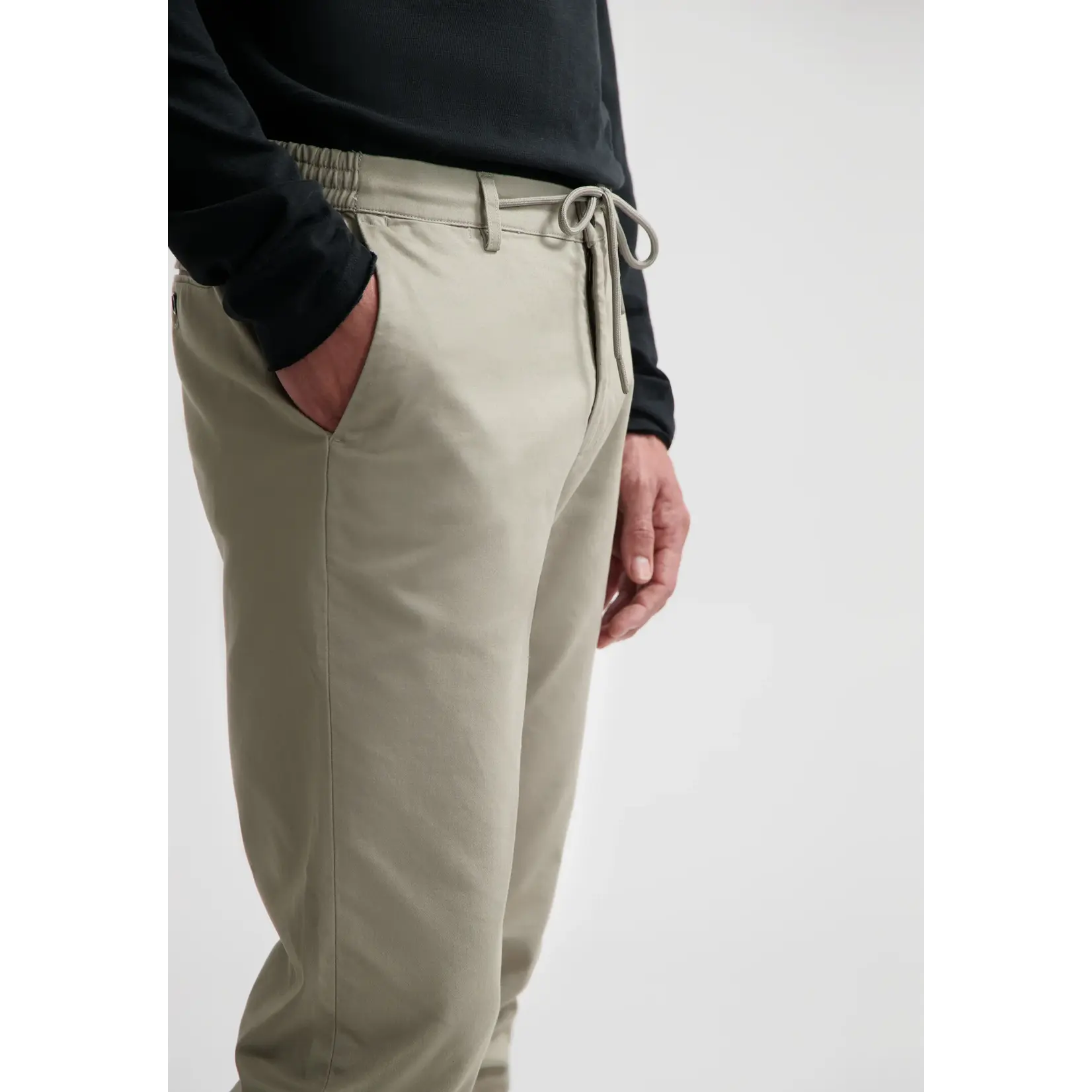 Dstrezzed Dstrezzed - The Lancaster Jogger - Elephant Skin