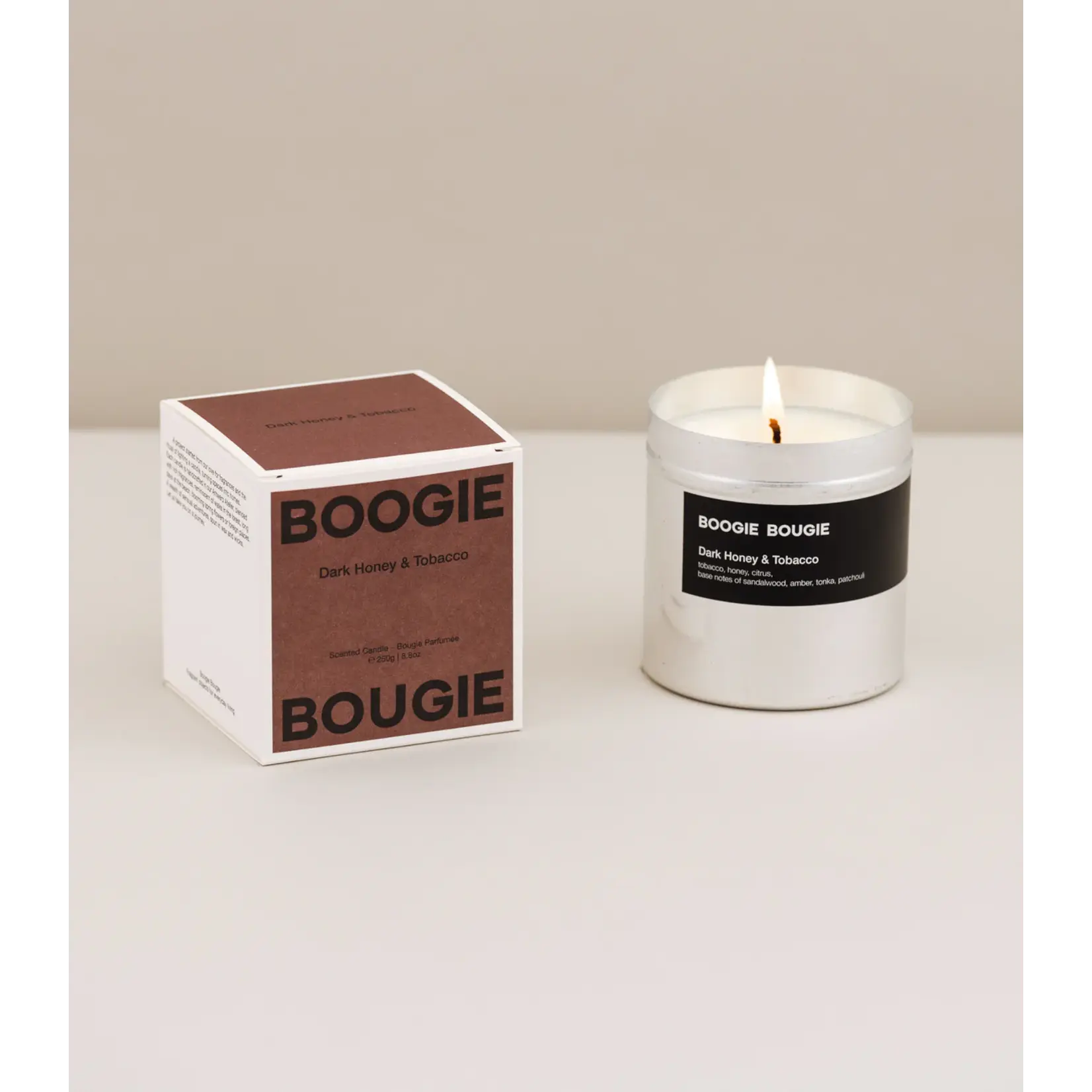 Boogie Bougie Boogie Bougie - Geurkaars 'Dark Honey &  Tobacco'
