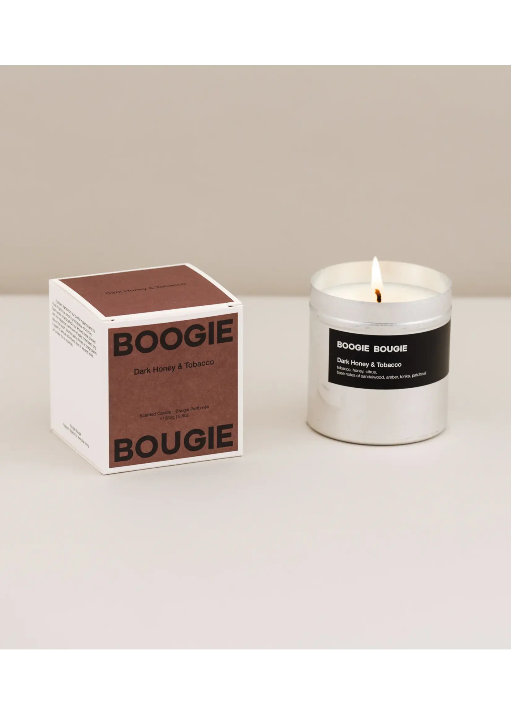 Boogie Bougie Boogie Bougie - Geurkaars 'Dark Honey &  Tobacco'