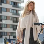 Cycleur de Luxe Cycleur de Luxe - Florence Pull+Sjaal - Beige
