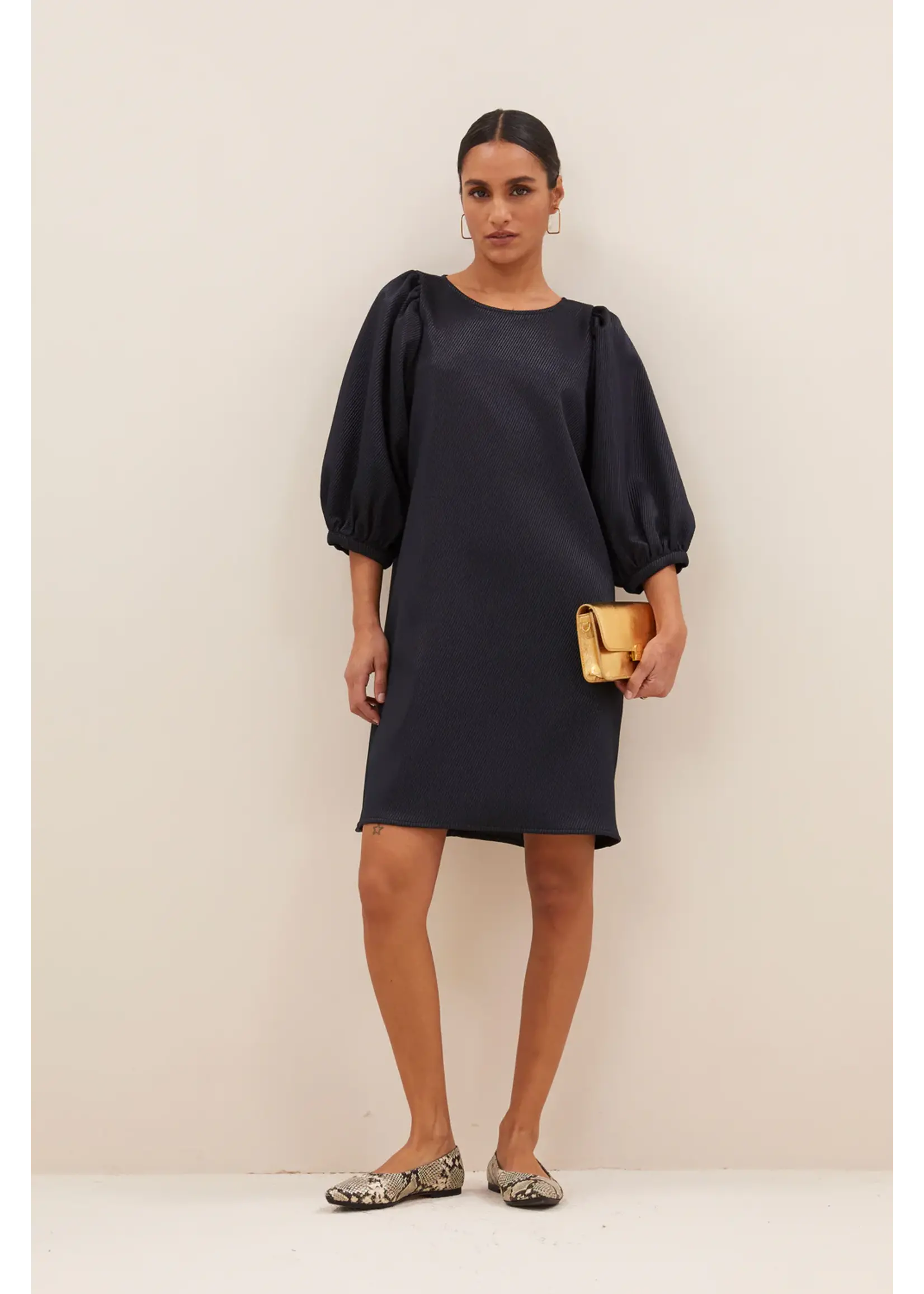 By-Bar By-Bar- Gigi Gloss Jurk - Midnight