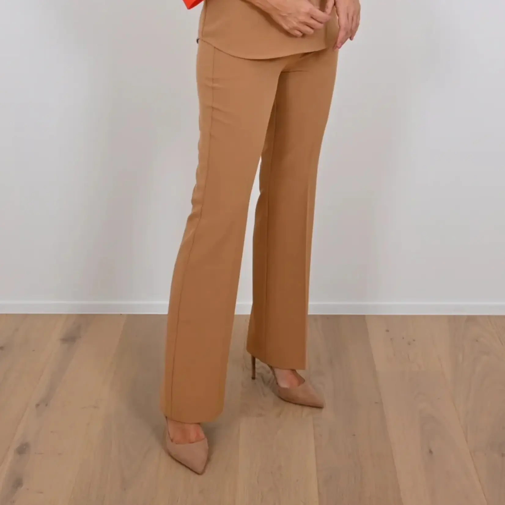 Léonie de Paris Léonie de Paris - Jade Broek - Camel